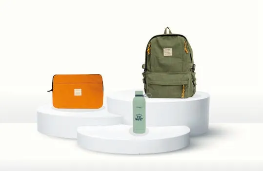 Pack Lifestyle - Mochila + funda de portátil + botella térmica